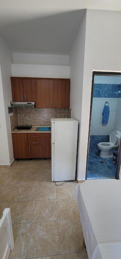 Alsi Rooms Ksamil Esterno foto